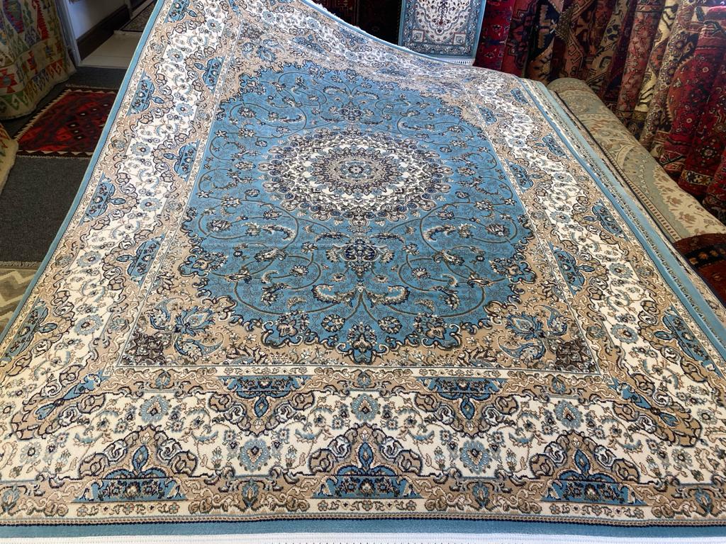 Isfahan mat, Size:300×200 cm, Wool and Cotton, With certificate of authenticity and exchange warranty. Imported directly from Iran.